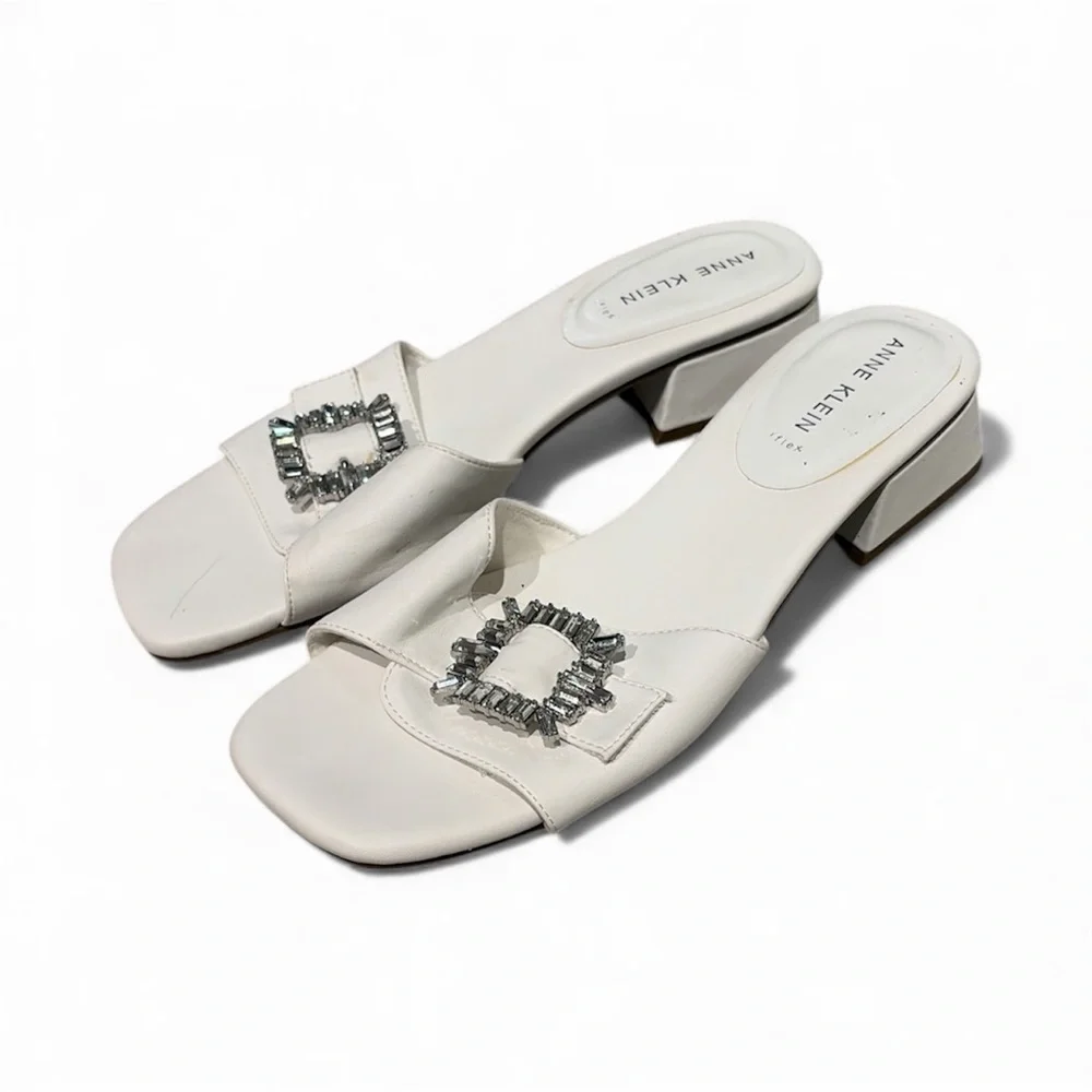 Anne Klein‎ Naomi sandals